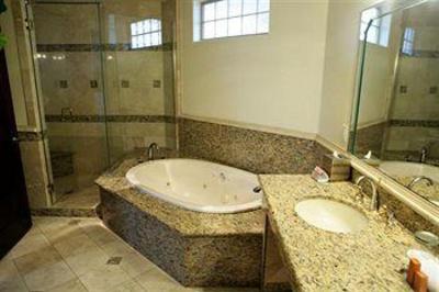 фото отеля South Coast Winery Resort & Spa
