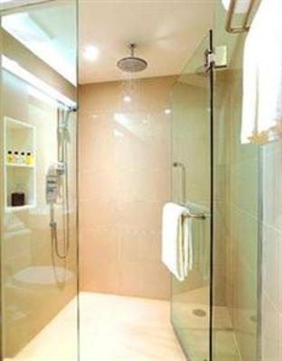 фото отеля Phachara Suites