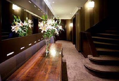 фото отеля Kefalari Suites Kifissia
