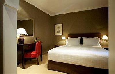 фото отеля Kefalari Suites Kifissia