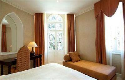 фото отеля Kefalari Suites Kifissia