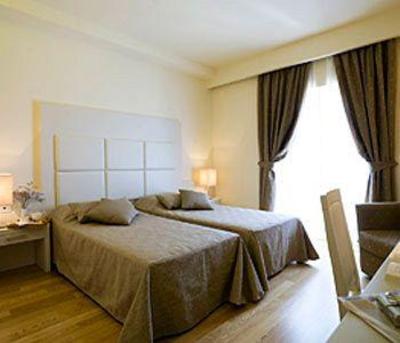 фото отеля Principe Di Lazise