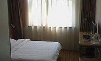 фото отеля Home Inn (Shenyang Jinqiao Road)