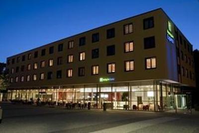 фото отеля Holiday Inn Express Singen