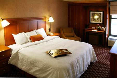 фото отеля Hampton Inn West Springfield