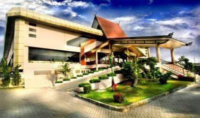 фото отеля Swiss-Belhotel Borneo