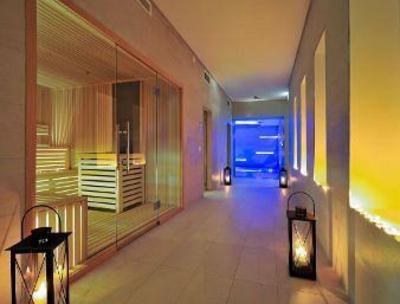 фото отеля Ramada Plaza Milano