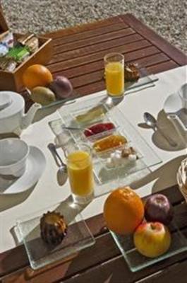 фото отеля Chateau Pomys Hotel Saint Estephe