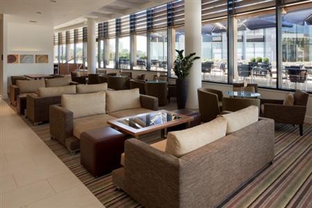 фото отеля Holiday Inn M4 Jct 10 Reading