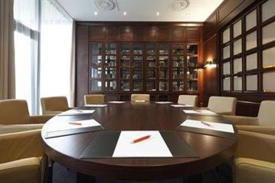 фото отеля InterCityHotel Wuppertal