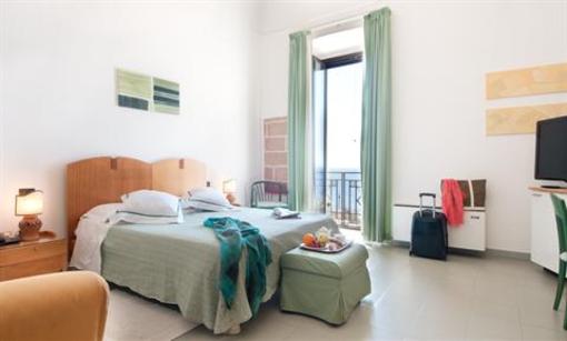 фото отеля Grand Hotel Mediterraneo Santa Cesarea Terme