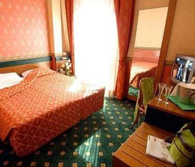 фото отеля Des Etrangers