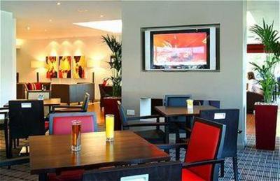 фото отеля Holiday Inn Express Leeds City Centre
