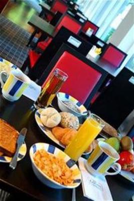 фото отеля Holiday Inn Express Leeds City Centre