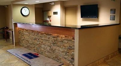 фото отеля AmericInn Lodge & Suites Madison West