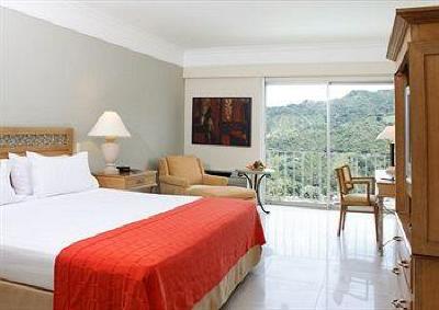 фото отеля Hotel Estelar Altamira