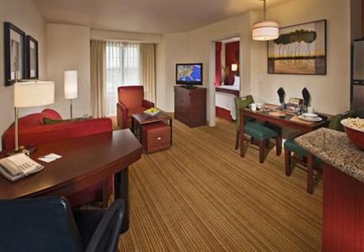 фото отеля Residence Inn Springfield Old Keene Mill