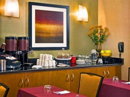 фото отеля Residence Inn Springfield Old Keene Mill
