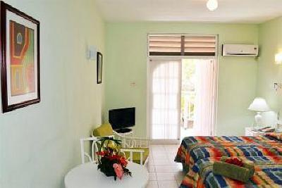 фото отеля Dover Beach Hotel