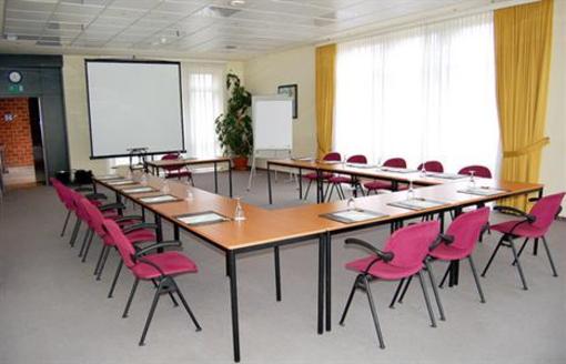фото отеля Holiday Inn Guenthersdorf