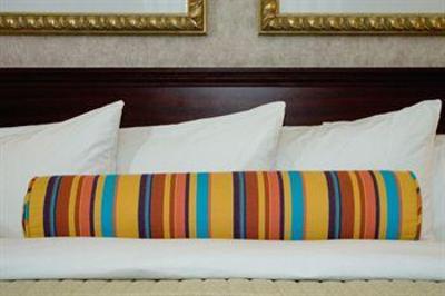 фото отеля Phoenix Inn Suites Albany