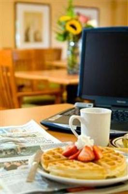фото отеля Phoenix Inn Suites Albany