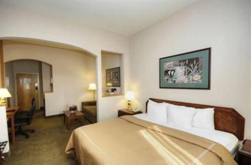фото отеля Comfort Suites Stafford (Texas)