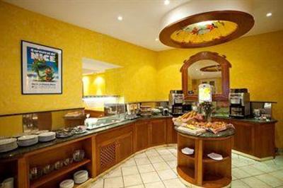 фото отеля Univers Hotel