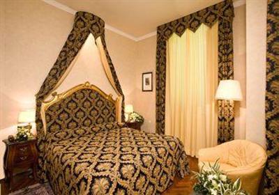 фото отеля Hotel Vittoria Pesaro