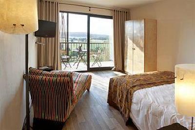 фото отеля Hotel Castell d'Emporda