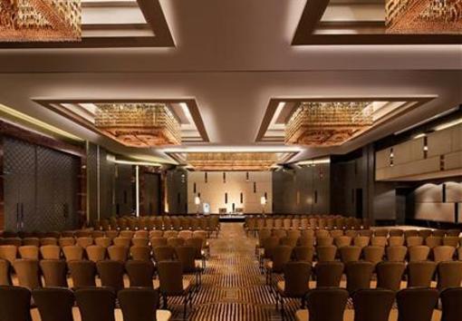 фото отеля JW Marriott Hotel Chandigarh
