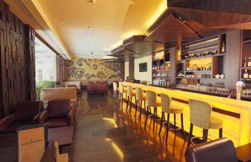 фото отеля Sun N Sand Hotel Mumbai
