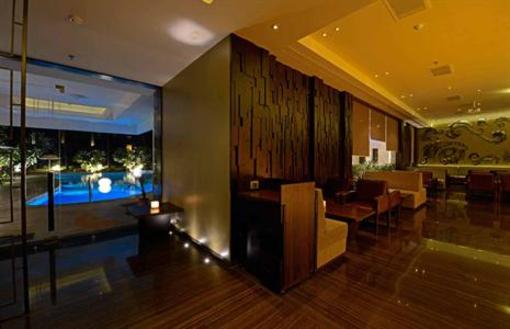 фото отеля Sun N Sand Hotel Mumbai