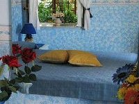 Free Holiday Bed & Breakfast