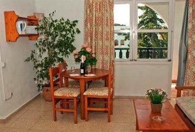 фото отеля Cala Dor Park Apartments Santanyi