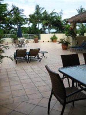 фото отеля Sea Change Beachfront Apartments
