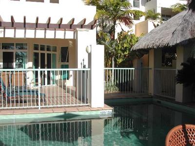 фото отеля Sea Change Beachfront Apartments