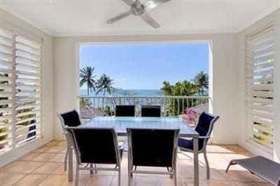 фото отеля Sea Change Beachfront Apartments