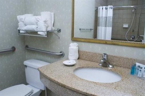 фото отеля Hampton Inn & Suites Newport/Middletown