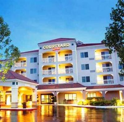 фото отеля Courtyard by Marriott Novato Marin Sonoma