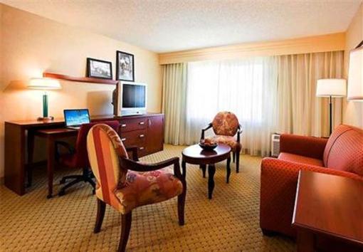 фото отеля Courtyard by Marriott Novato Marin Sonoma