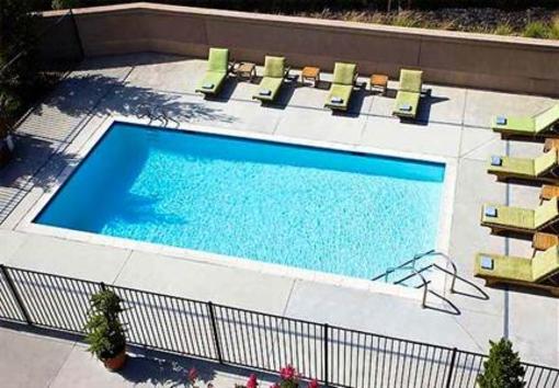 фото отеля Courtyard by Marriott Novato Marin Sonoma