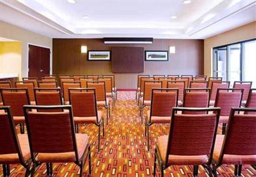 фото отеля Courtyard by Marriott Novato Marin Sonoma