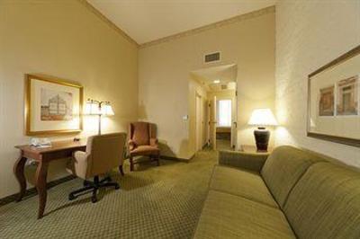 фото отеля Country Inn & Suites New Orleans