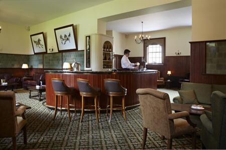 фото отеля Luton Hoo Hotel Golf and Spa