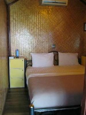 фото отеля Baan Sukreep Resort