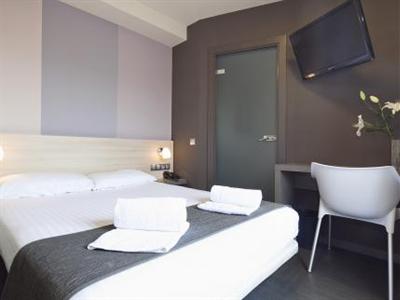 фото отеля Hotel Laumon