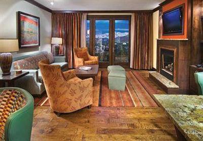 фото отеля Constellation Residences at Northstar