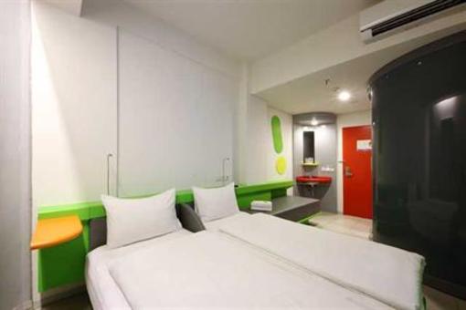 фото отеля POP Hotel Airport Jakarta