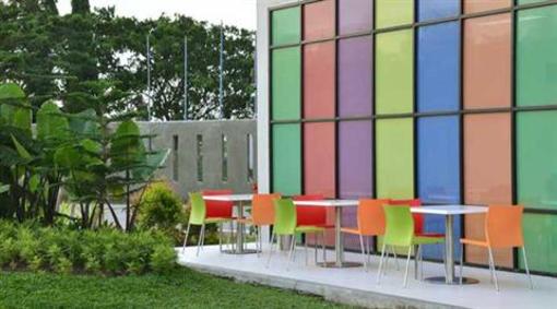 фото отеля POP Hotel Airport Jakarta